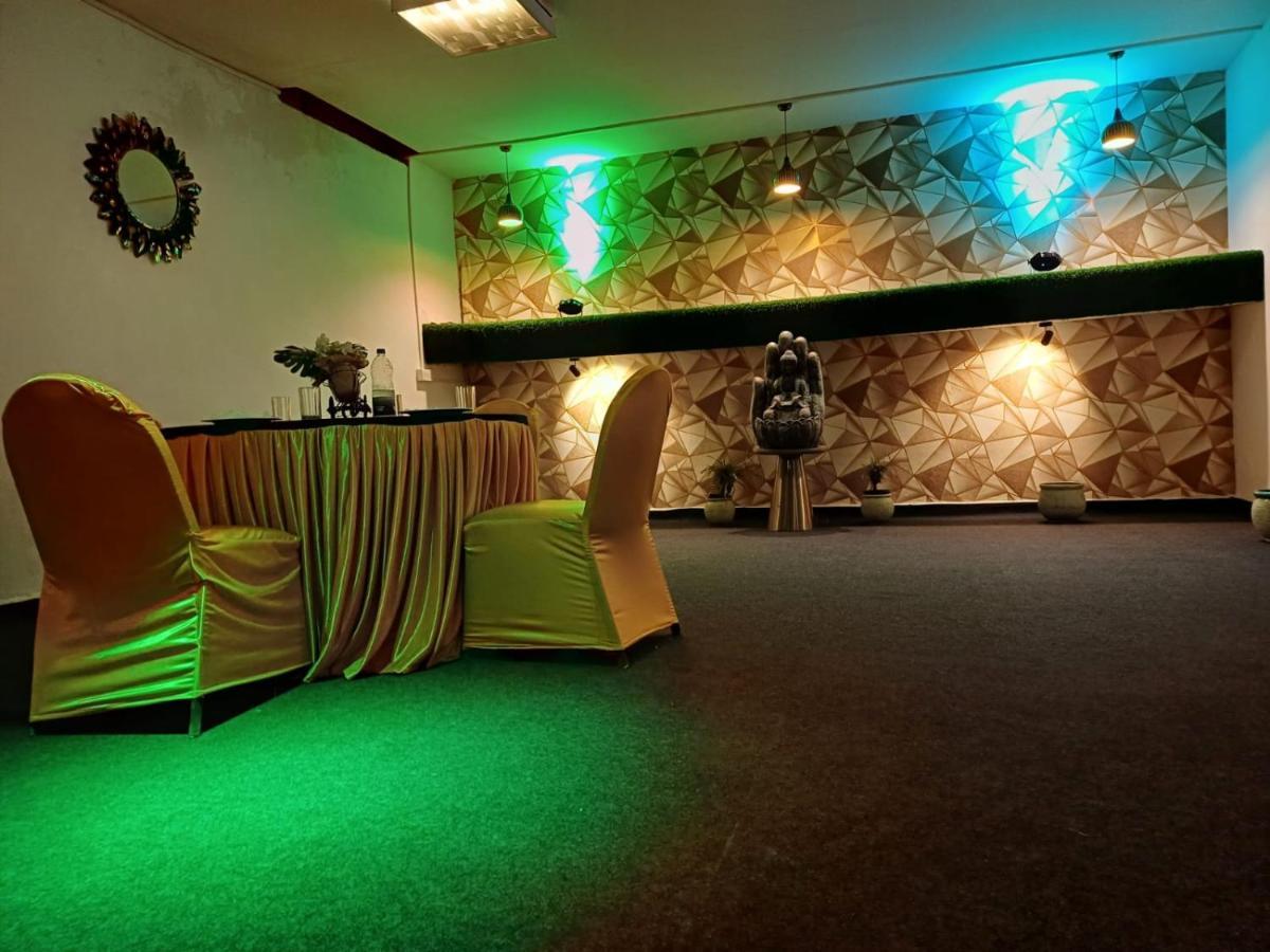 Hotel Elite Sector 45 I Gurgaon Central I Couple Friendly Exterior photo