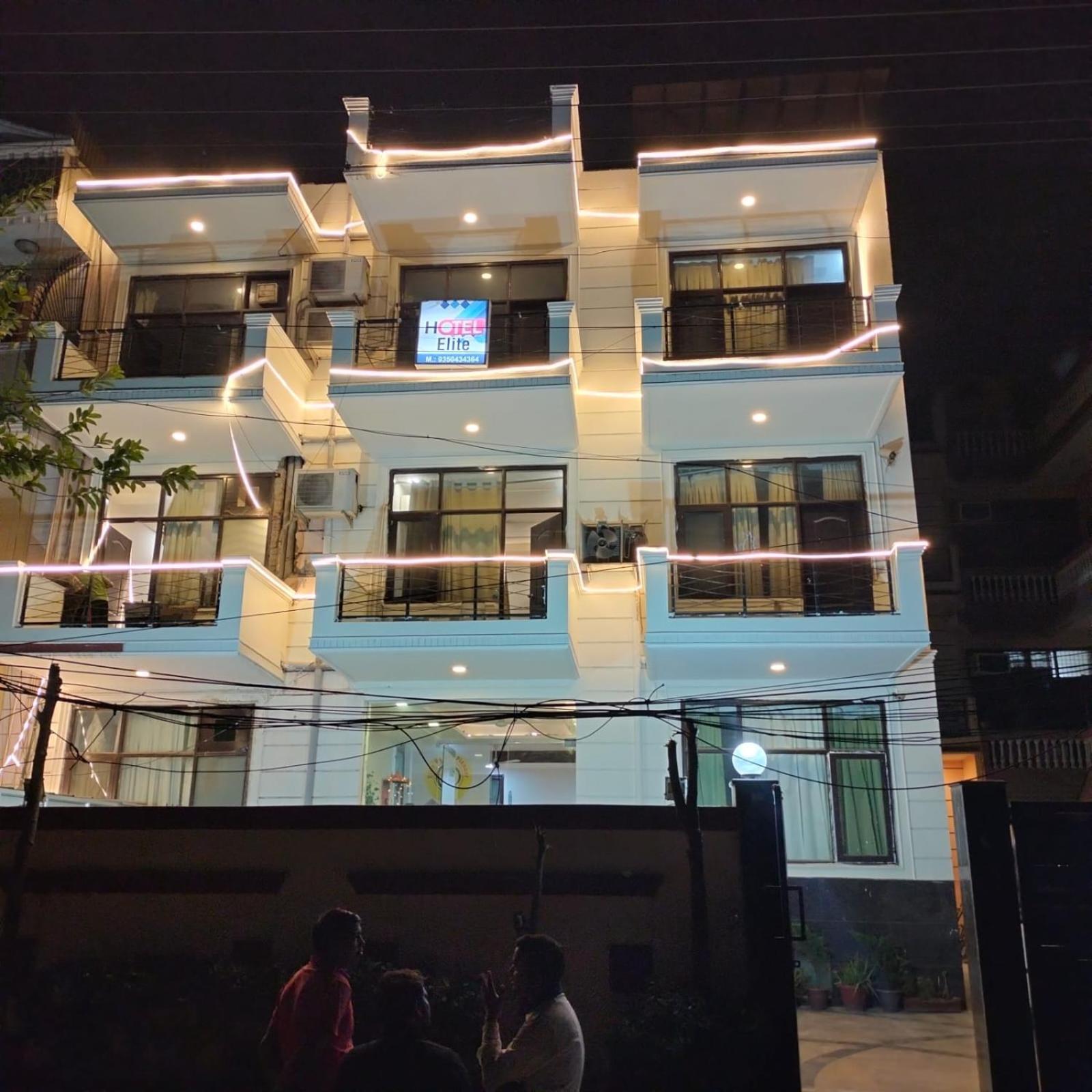 Hotel Elite Sector 45 I Gurgaon Central I Couple Friendly Exterior photo